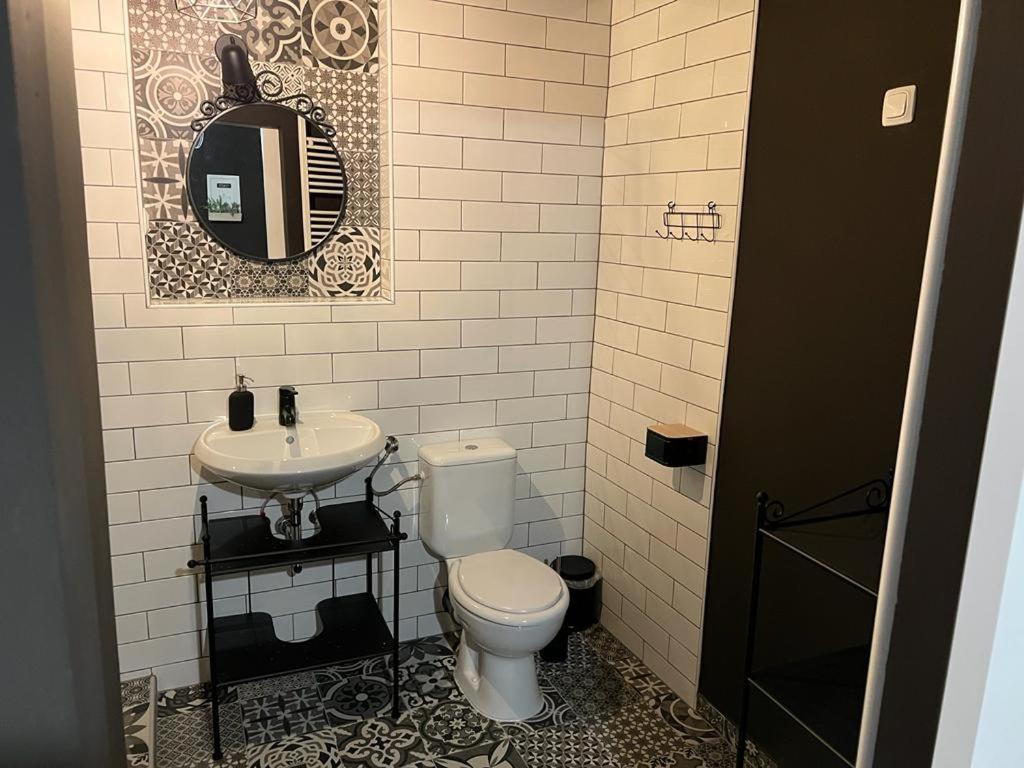 Apartment 4 Stars Near Airport